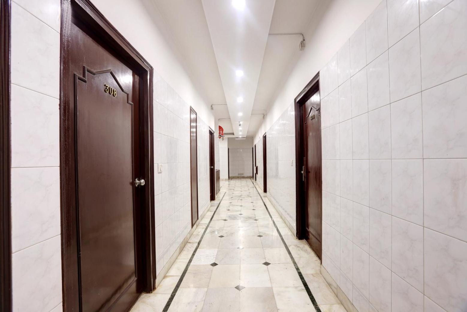 Hotel Delhi Darbar ภายนอก รูปภาพ